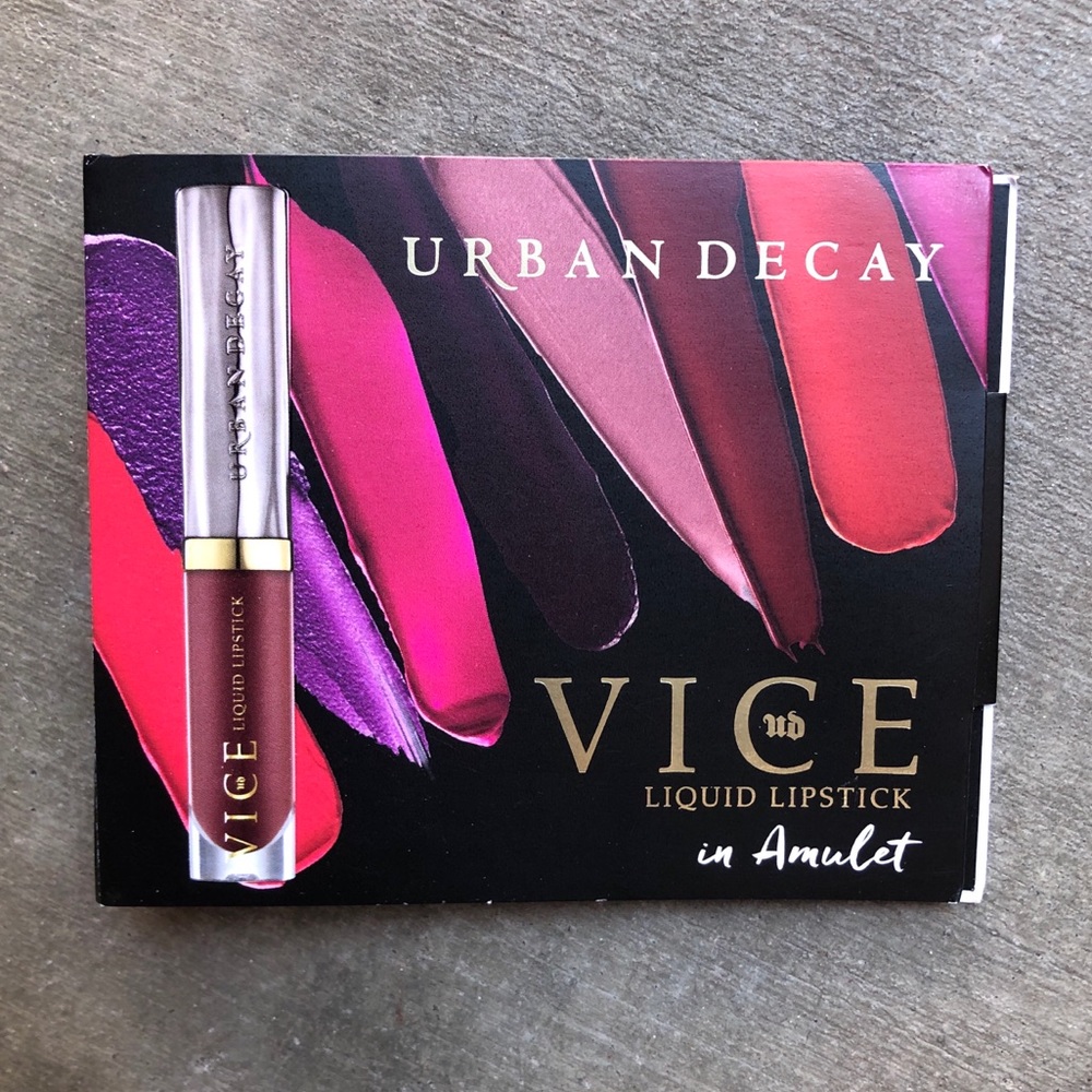Urban Decay Vice Liquid Lipstick in Amulet Mini